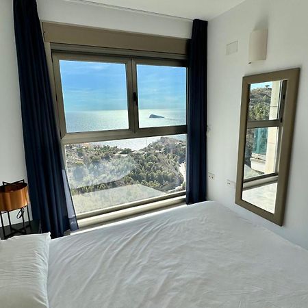 High Rise Apartment On The 39Th Floor With Private Terrace And Sea Views Benidorm Eksteriør billede