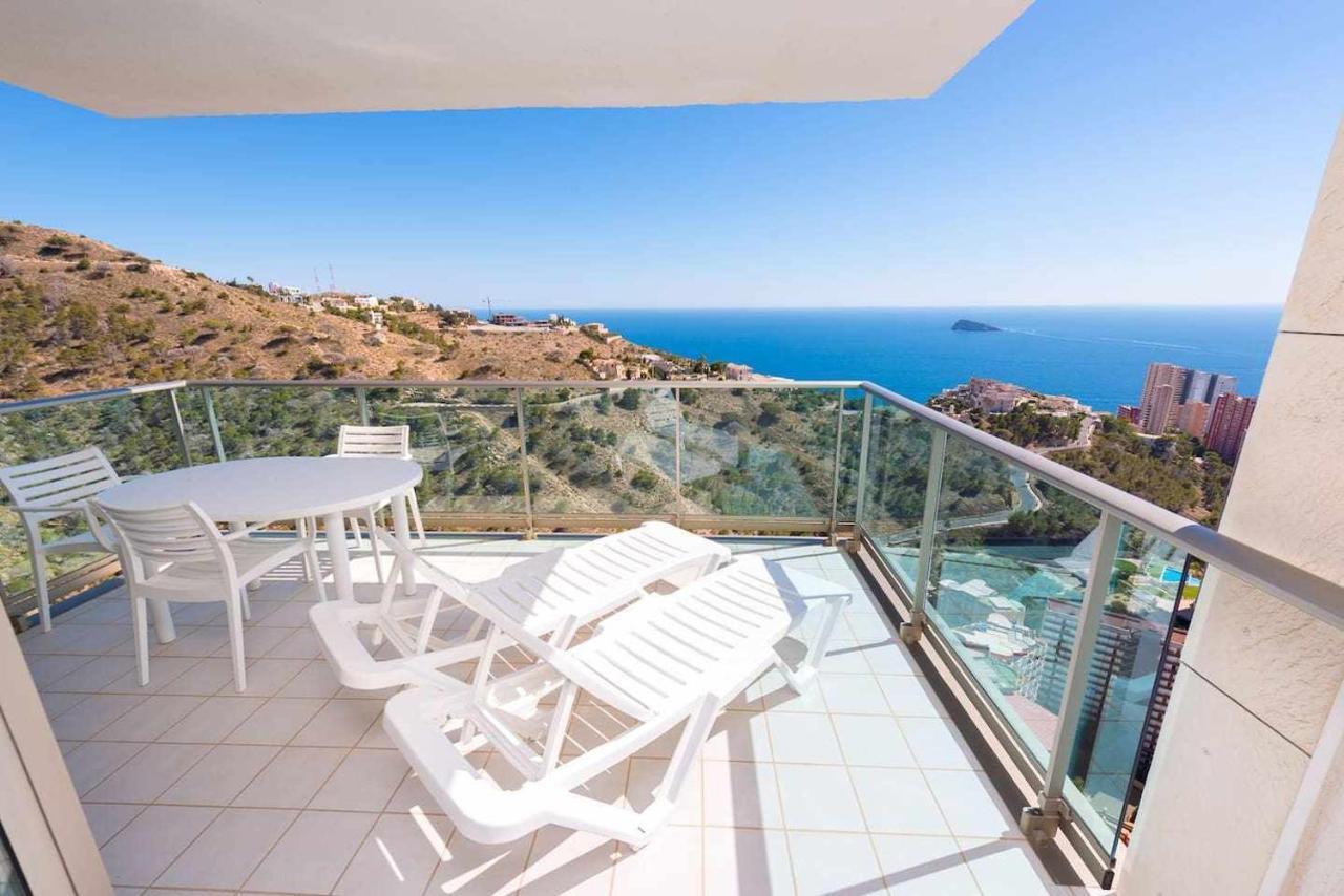 High Rise Apartment On The 39Th Floor With Private Terrace And Sea Views Benidorm Eksteriør billede