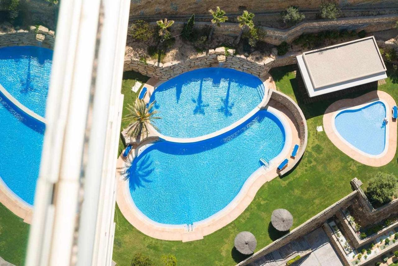 High Rise Apartment On The 39Th Floor With Private Terrace And Sea Views Benidorm Eksteriør billede