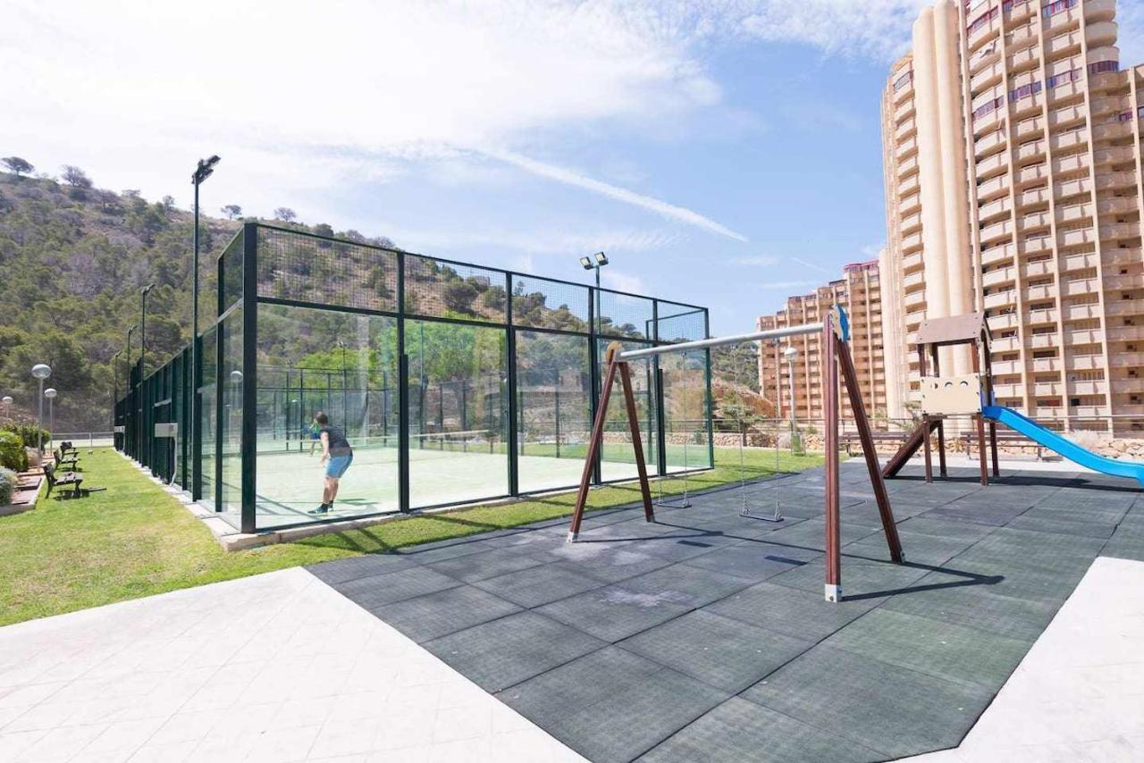 High Rise Apartment On The 39Th Floor With Private Terrace And Sea Views Benidorm Eksteriør billede